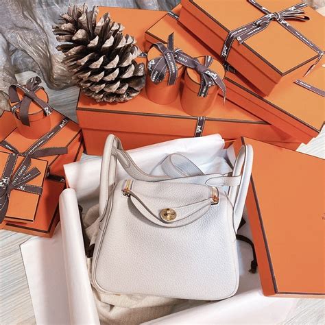 hermes lindy mini price|hermes lindy 30 dimension.